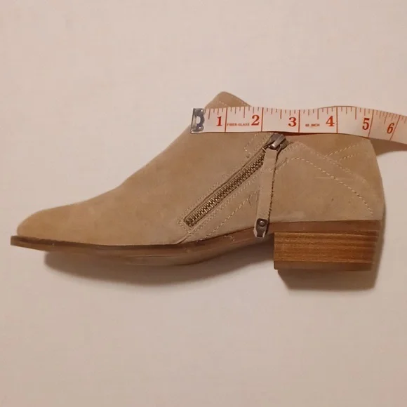 dolce vita Women's Faux Suede Ankle Booties - Picture 8 of 9